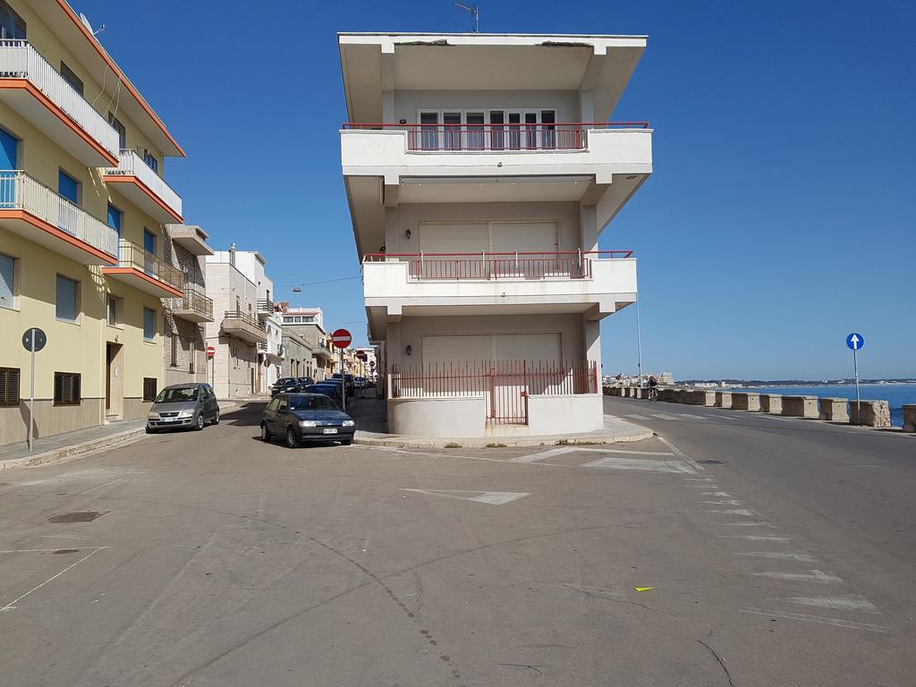 גאליפולי B&B Le Onde Del Mare מראה חיצוני תמונה
